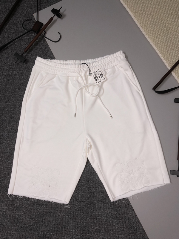 ブランドハーフパンツ正面デザイン